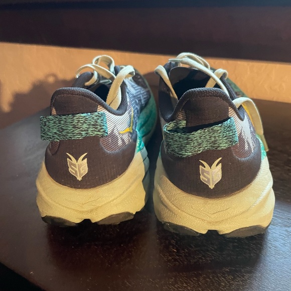 HOKA Women’s Speedgoat 6 Trail Running Shoe - Picture 5 of 7